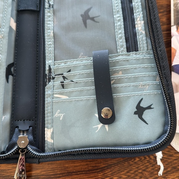 LUG TANGO MATTE LUXE VL, Indigo, NWT - Picture 5 of 9